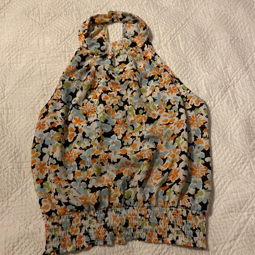 Women’s cropped halter top